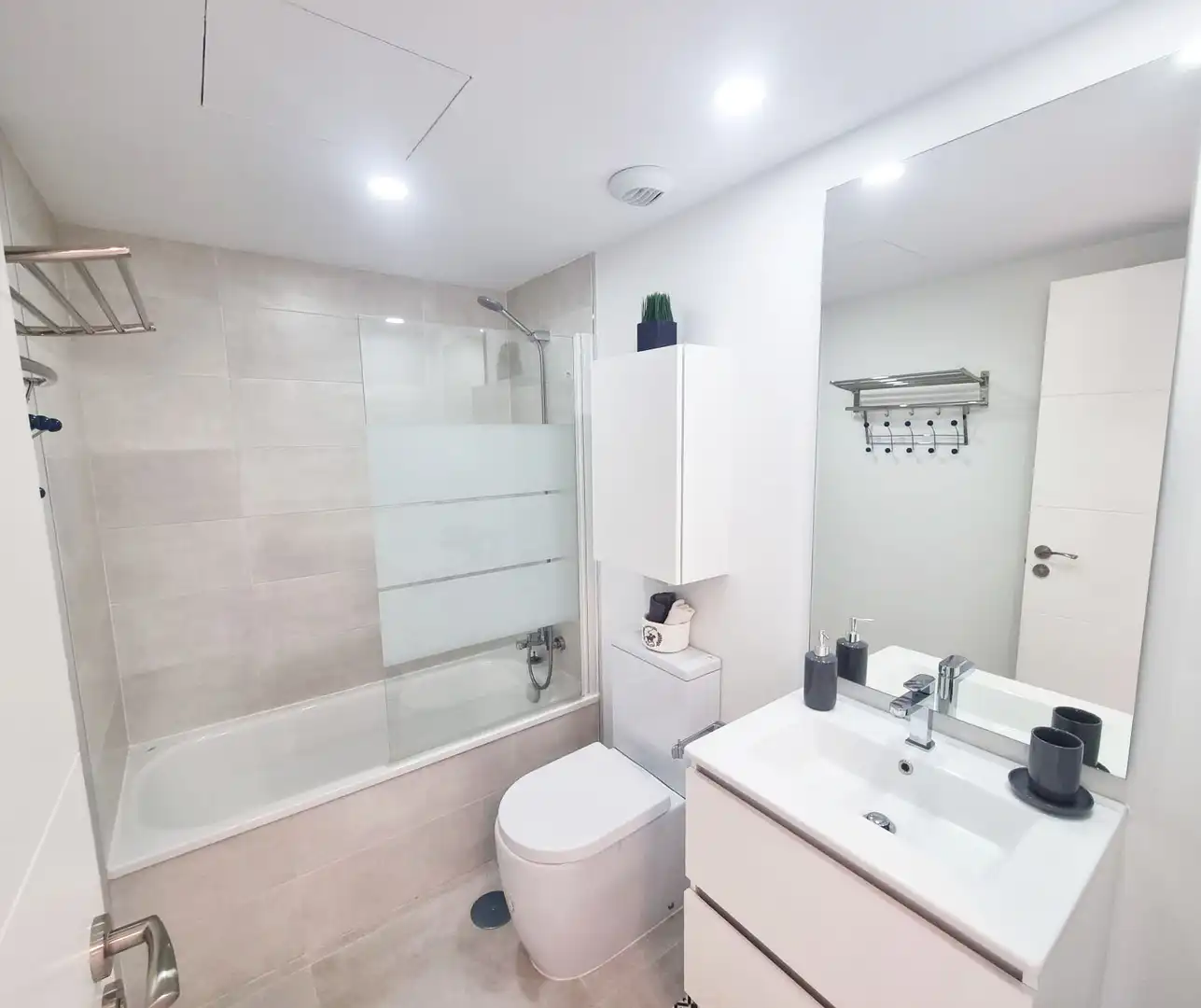 Baño de Piso en venta en Benalmádena con Aire acondicionado, Calefacción y Terraza