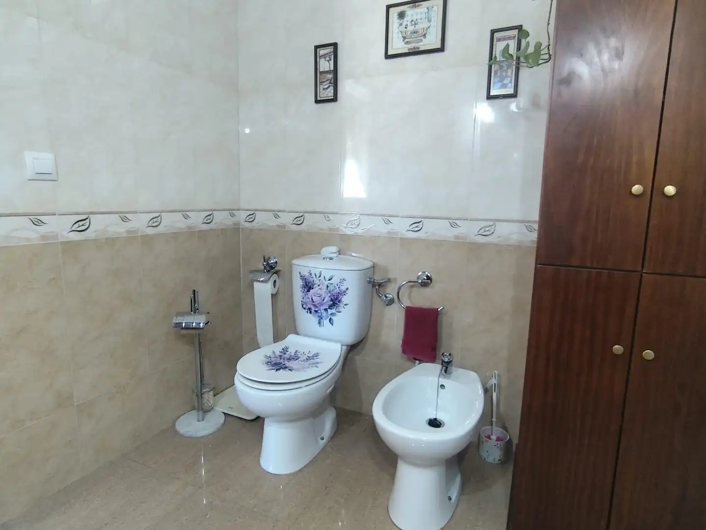 Baño de Casa o chalet en venta en Carrión de los Céspedes con Aire acondicionado, Calefacción y Jardín privado