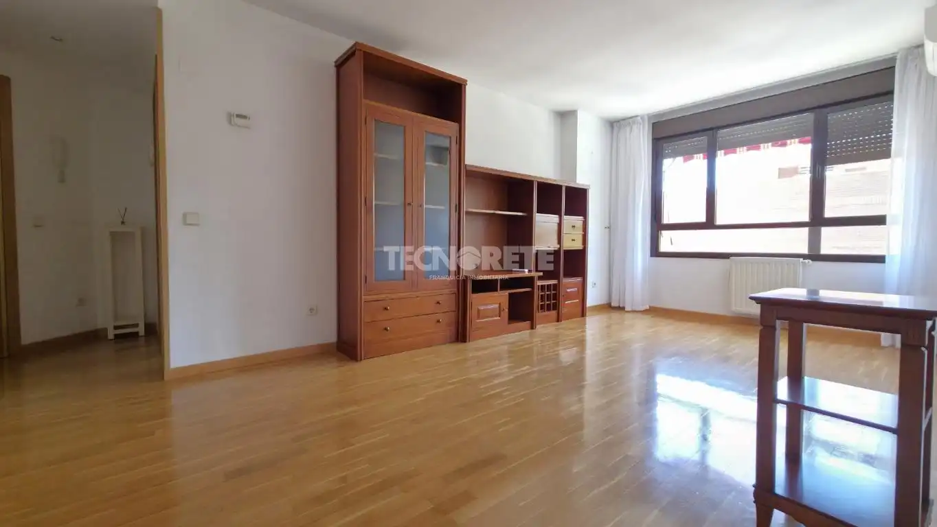 Habitación de Piso en venta en Guadalajara con Calefacción y Terraza