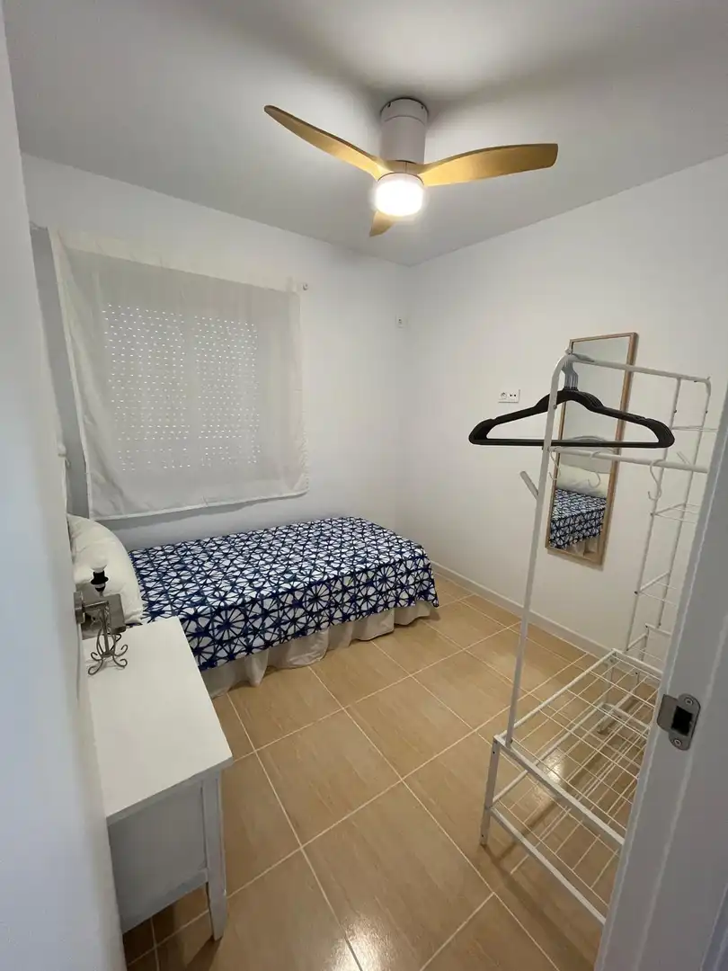 Schlafzimmer von Wohnung zur Miete in Córdoba mit Klimaanlage und Möbliert