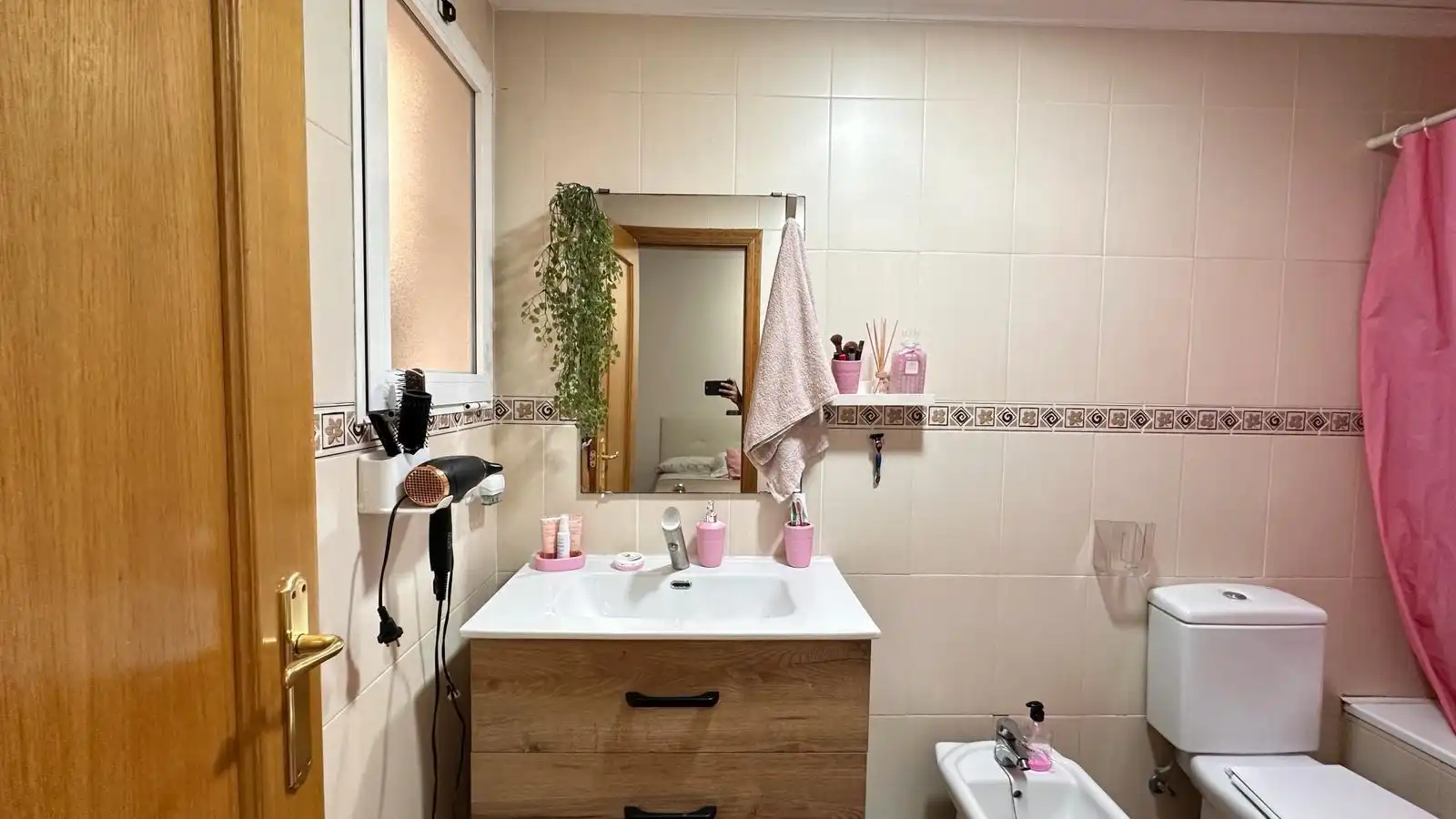 Badezimmer von Wohnung zum Verkauf in Carlet mit Klimaanlage und Heizung