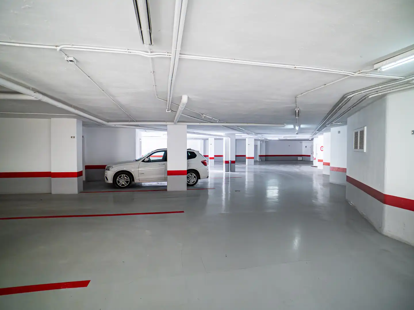 Aparcament de Apartament en venda en Marbella amb Calefacció, Terrassa i Piscina