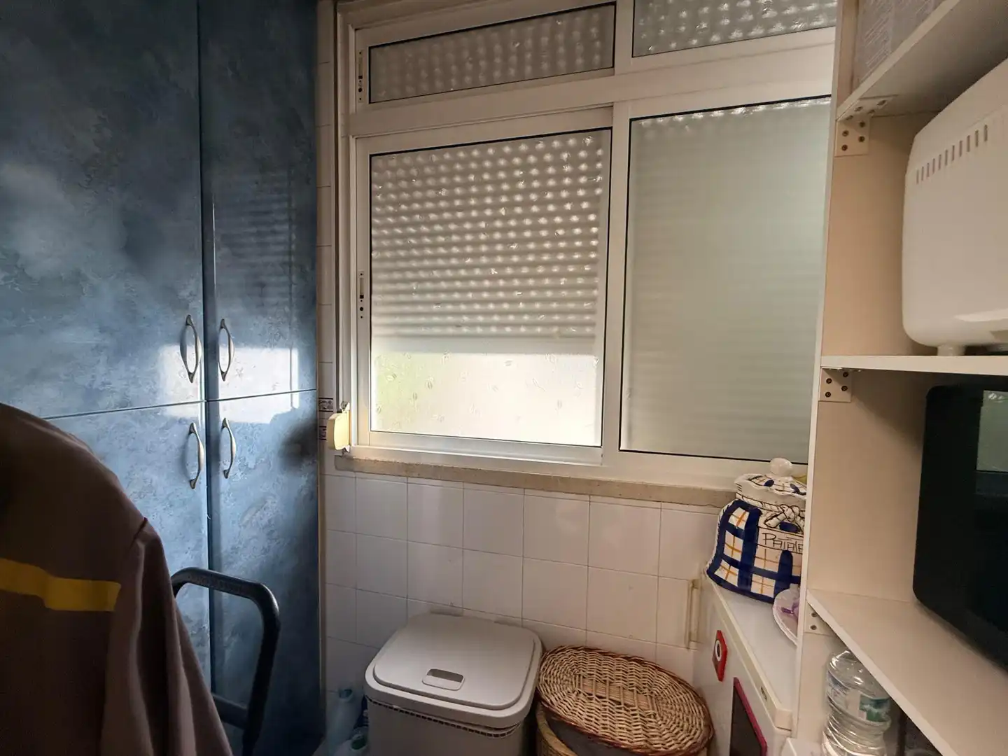 Badezimmer von Wohnung zum Verkauf in Sevilla mit Klimaanlage, Terrasse und Balkon