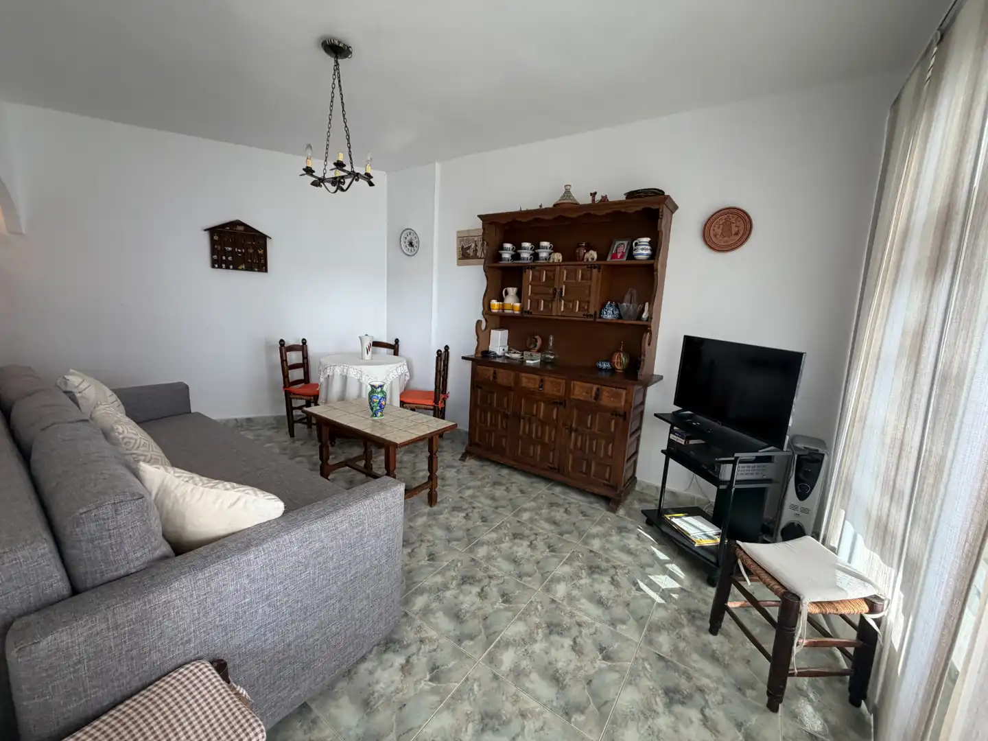 Sala de estar de Apartamento en venta en Algarrobo con Aire acondicionado, Terraza y Amueblado
