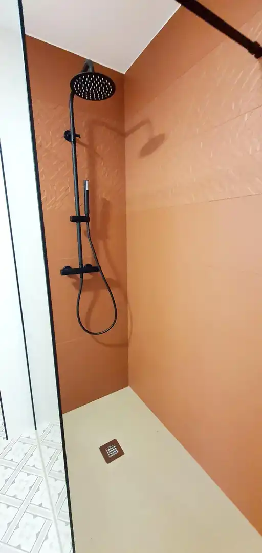 Bany de Planta baixa en venda en Tapia de Casariego amb Calefacció