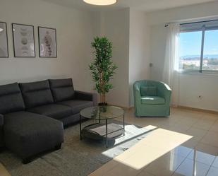 Sala d'estar de Pis de lloguer en  Valencia Capital amb Aire condicionat, Moblat i Rentadora