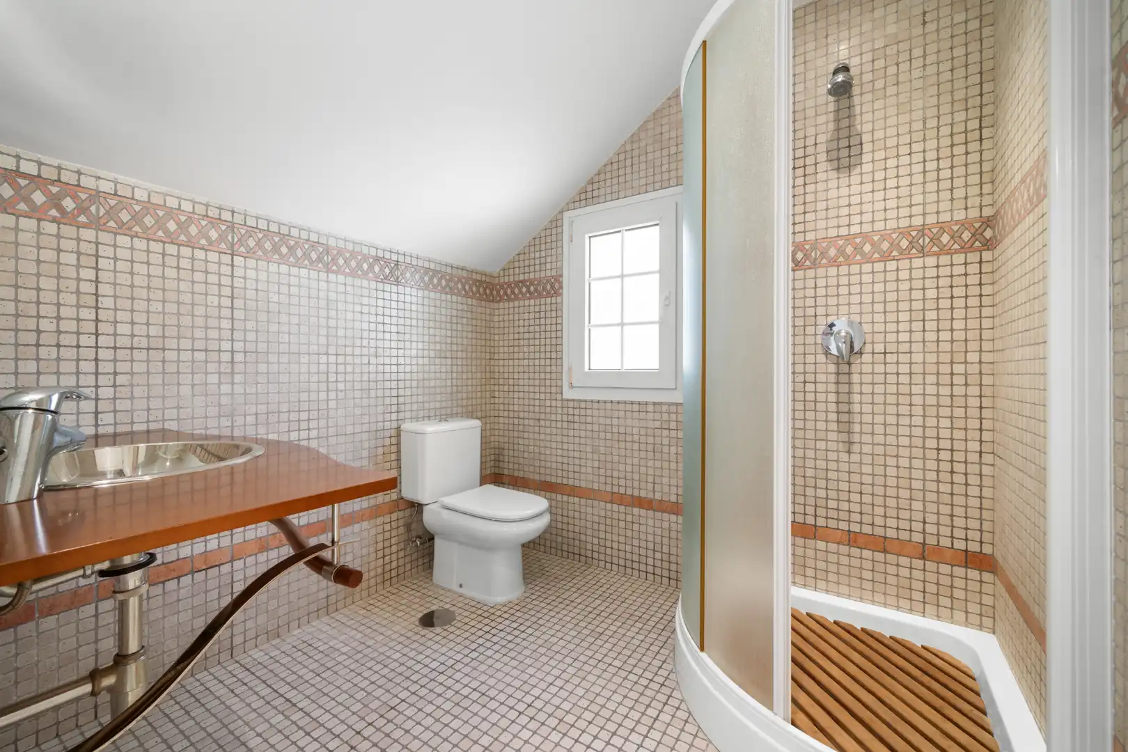 Bathroom of Houses for sale in Benalmádena  with Air Conditioner, Heating and Private garden