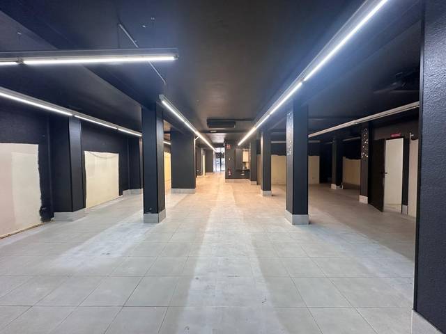 Local comercial en Venta en Centre