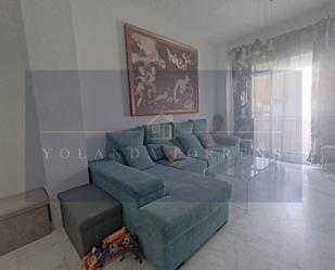 Sala d'estar de Pis en venda en Alcalá de Guadaira