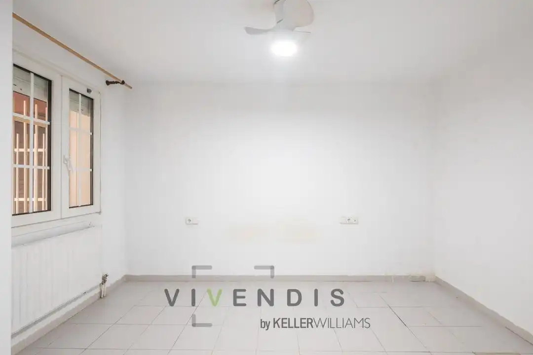 Habitación de Piso en venta en Sant Andreu de la Barca, Barcelona
