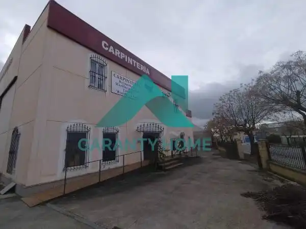 Nau industrial en venda a Malpartida de Cáceres, imagen 3