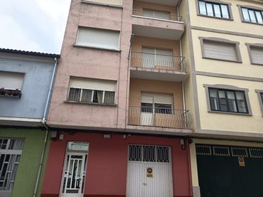 Pis amb balcó en venda a Monforte de Lemos