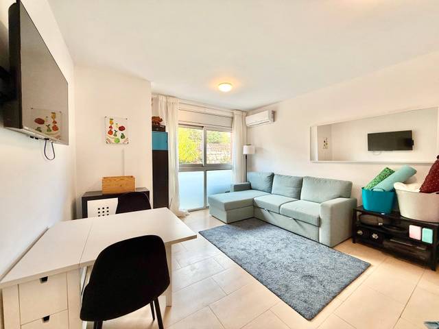 Apartamento en Venta en Carrer Espronceda en La Plantera