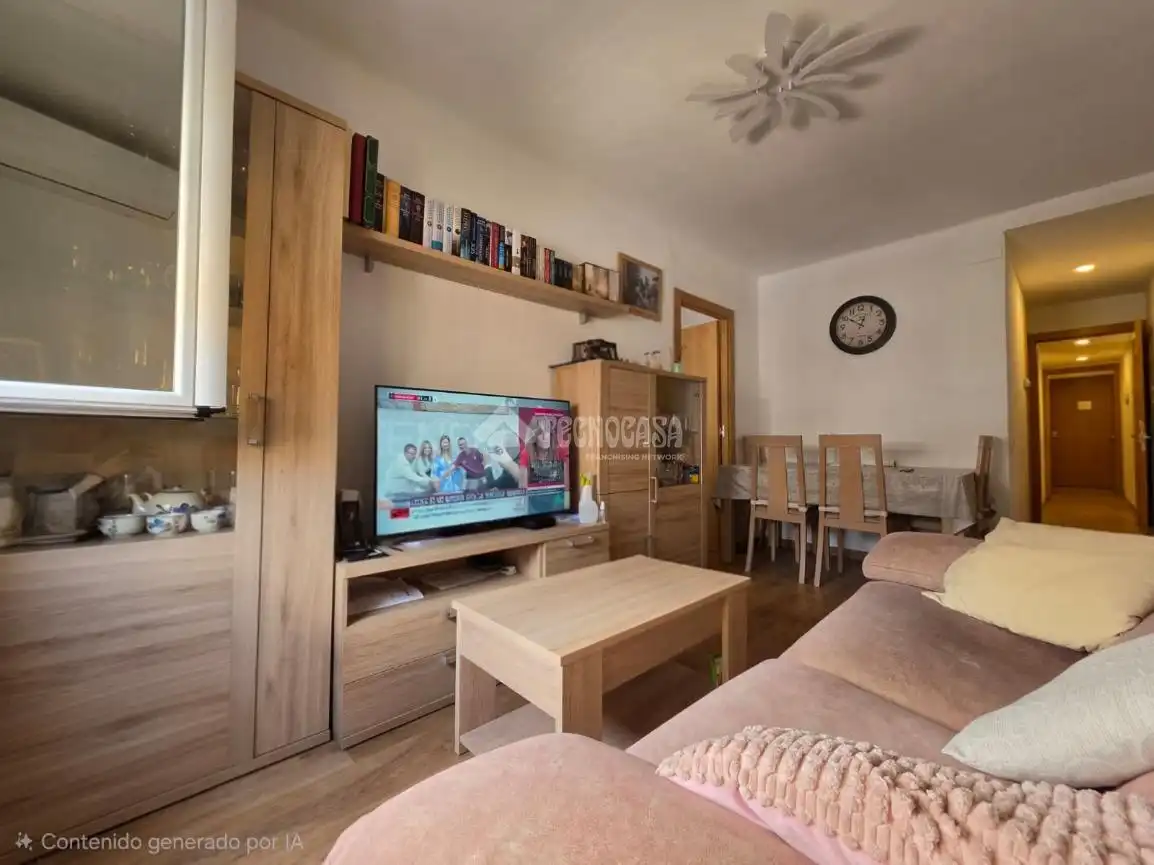 Sala de estar de Piso en venta en Santa Coloma de Gramenet con Aire acondicionado, Calefacción y Parquet