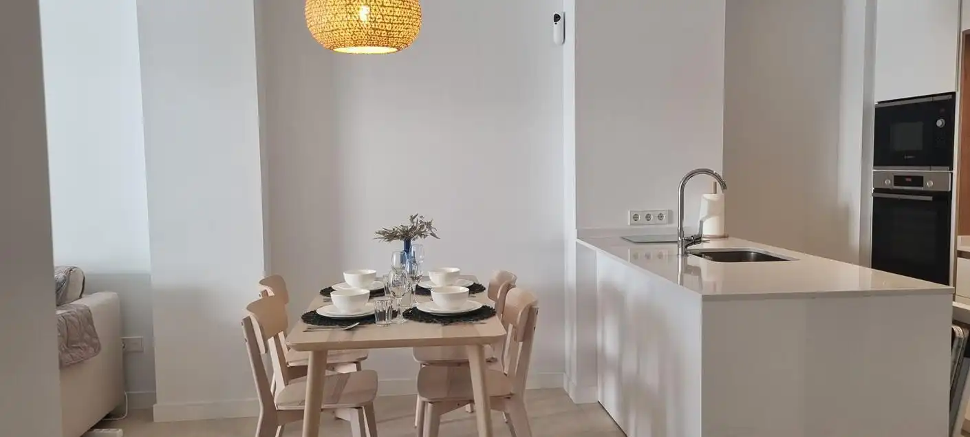 Menjador de Apartament de lloguer en Vélez-Málaga amb Aire condicionat, Calefacció i Terrassa