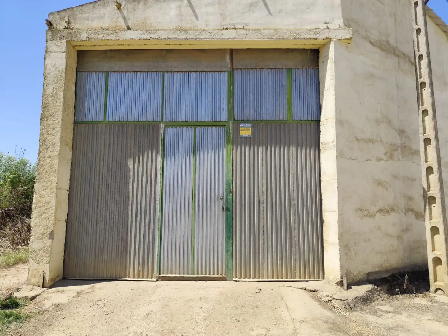 Exterior view of Industrial buildings for sale in Villafrechós