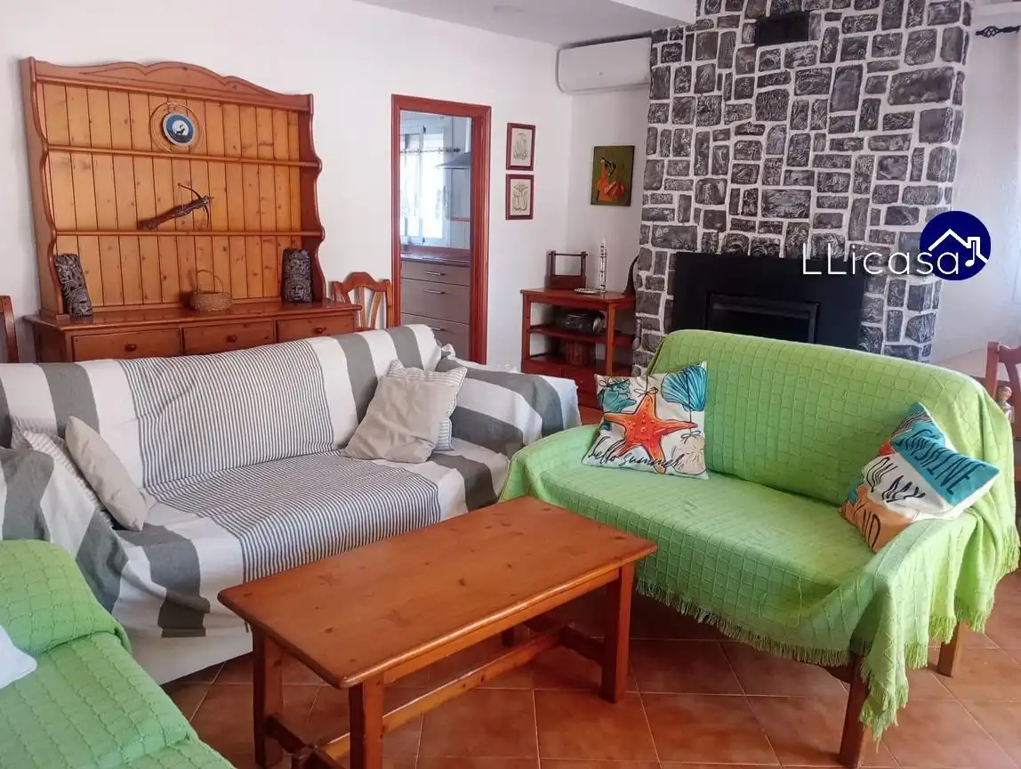 Sala d'estar de Casa o xalet de lloguer en Olocau amb Calefacció, Jardí privat i Terrassa