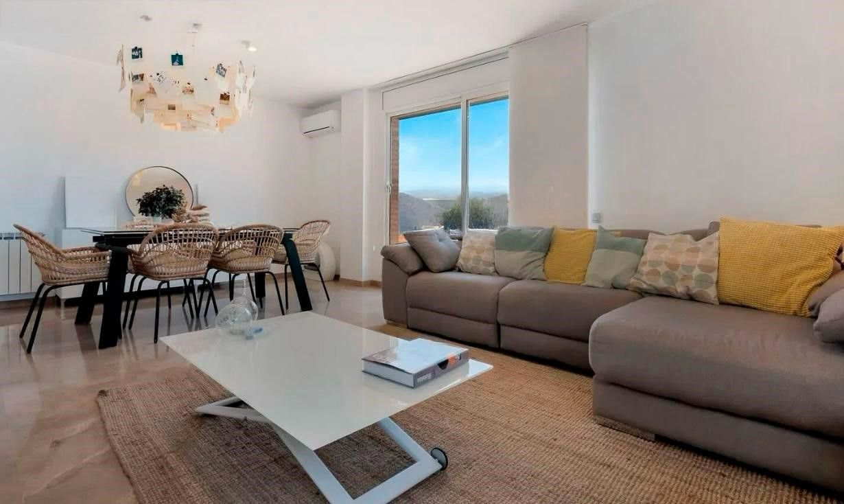 Living room of Duplex for sale in Terrassa  with Air Conditioner, Heating and Terrace