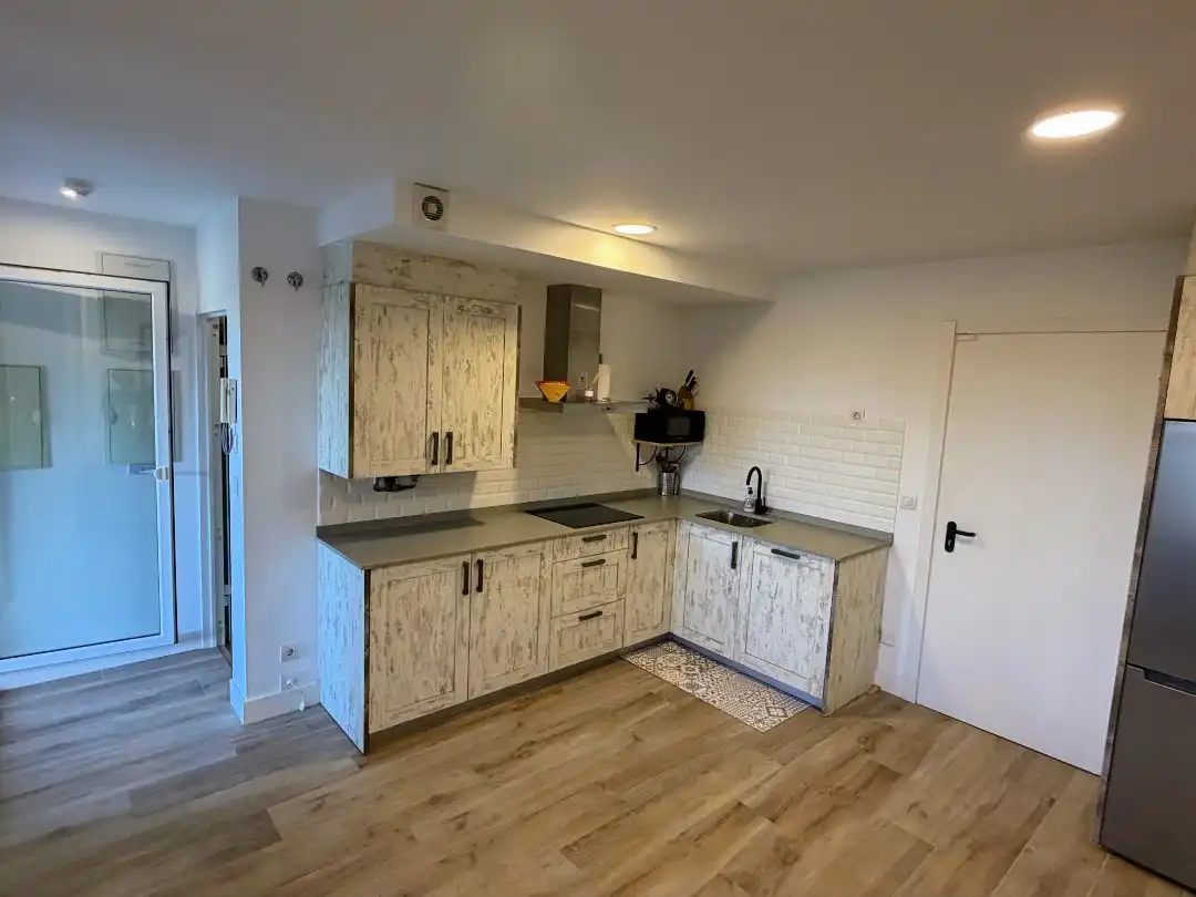 Kitchen of Houses for sale in Bilbao   with Terrace and Balcony