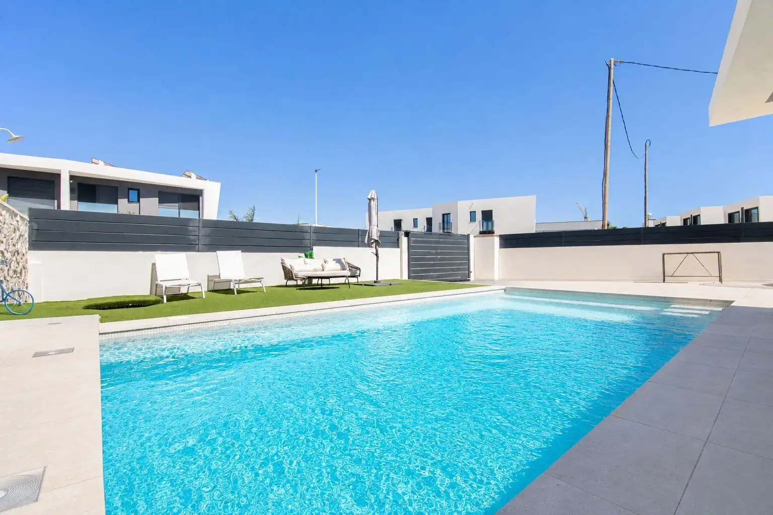 Piscina de Casa o xalet de lloguer en Santa Pola amb Aire condicionat, Calefacció i Jardí privat