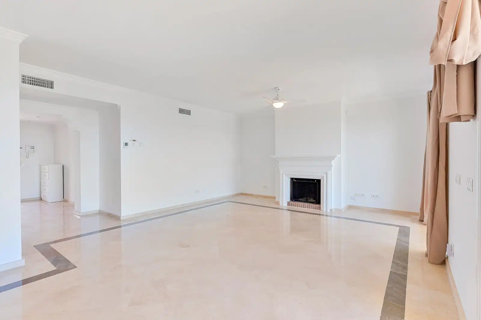 Sala d'estar de Dúplex en venda en Benamara - Atalaya