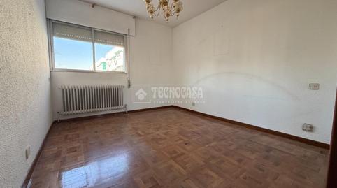Photo 4 of Flat for sale in Orcasitas,  Madrid Capital