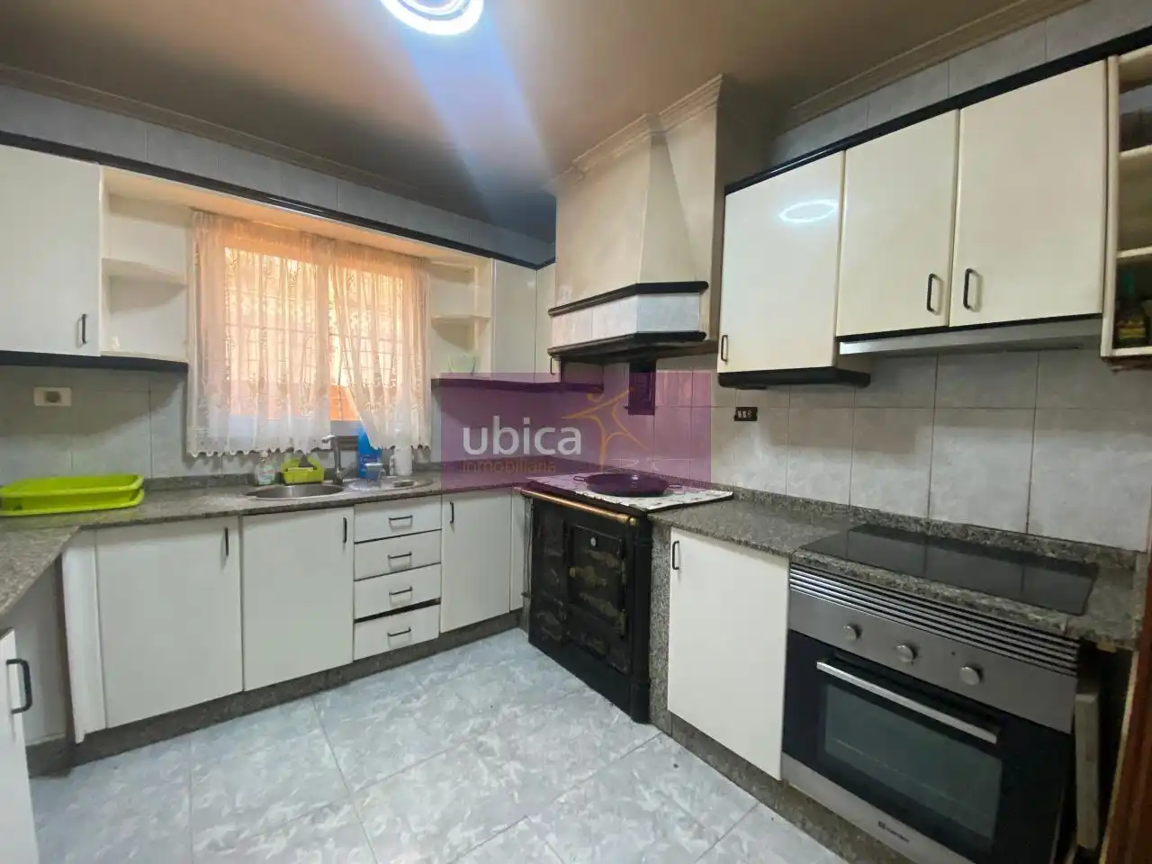 Cocina de Casa o chalet en venta en Mos con Calefacción, Jardín privado y Terraza