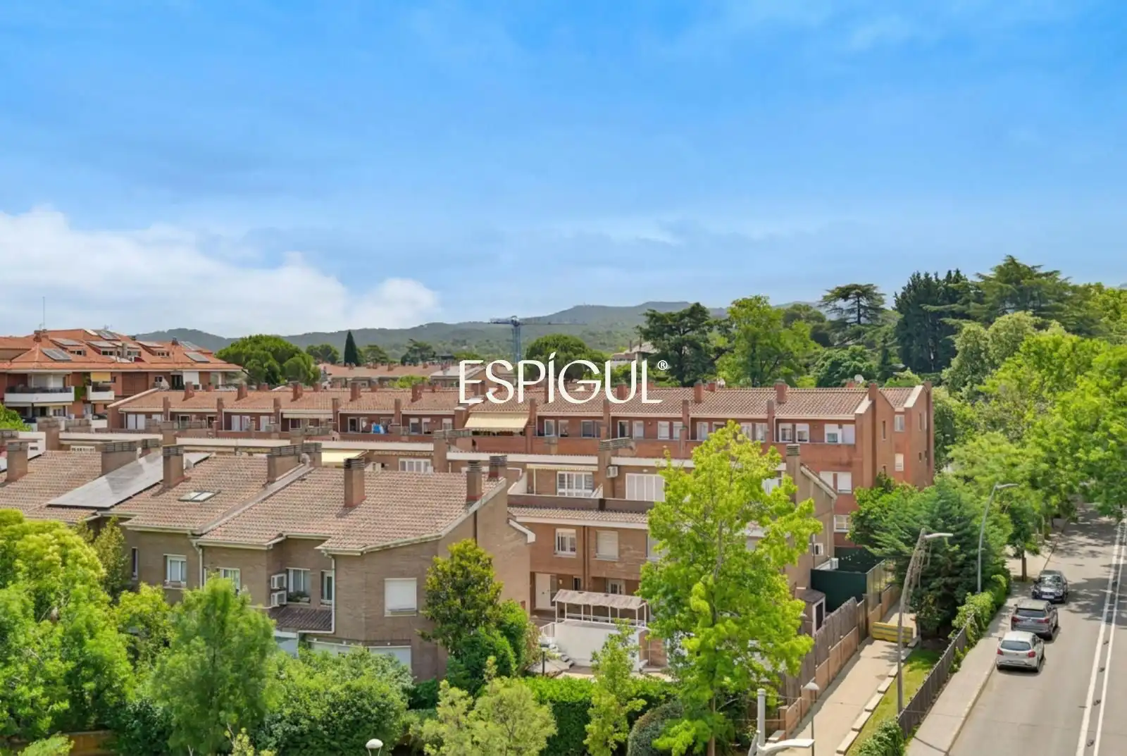 Vista exterior de Piso en venta en Sant Cugat del Vallès con Aire acondicionado, Calefacción y Terraza