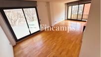 Living room of Flat for sale in Sabadell  with Air Conditioner, Heating and Parquet flooring