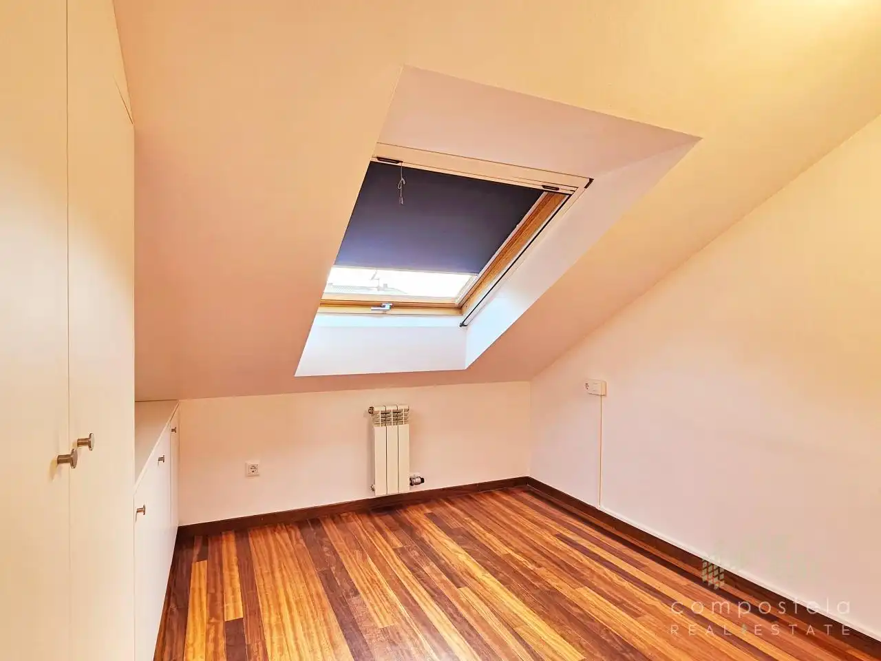 Dúplex de alquiler en Ames con Calefacción, Parquet y Trastero
