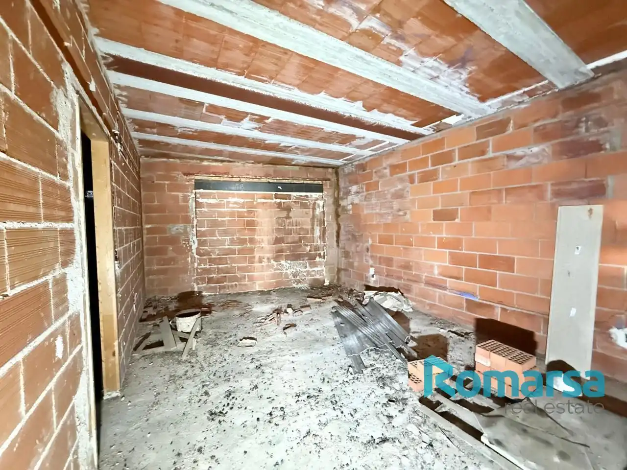 Edifici en venda a Esperanza, Burgohondo