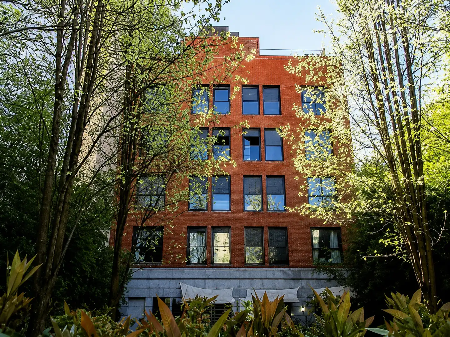 Exterior view of Flat for rent in Madrid  with Private garden, Furnished and Community pool