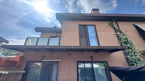 Foto 2 de Casa adosada en venta en Yebes - Valdeluz, Yebes
