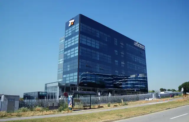 Außenansicht von Büro zur Miete in Sant Cugat del Vallès mit Klimaanlage und Heizung
