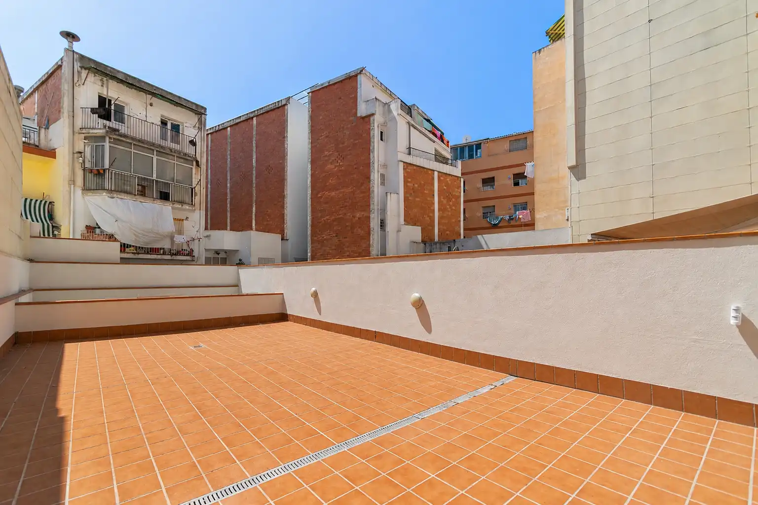 Terrace of Duplexes for sale in Barcelona  with Air Conditioner, Heating and Private garden