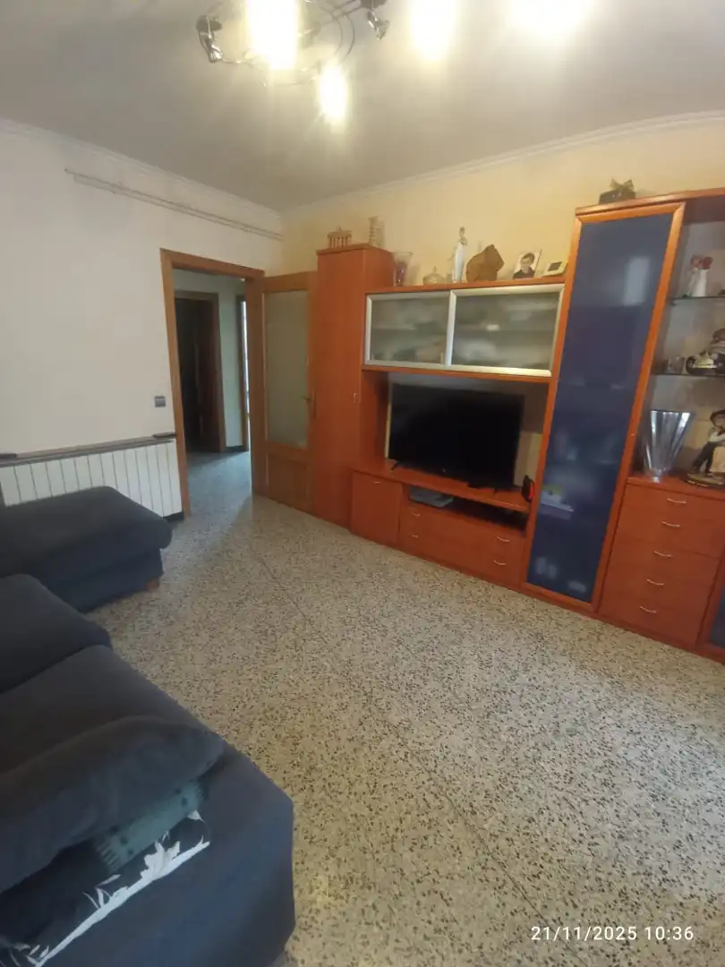 Sala d'estar de Pis en venda en Berga amb Calefacció, Traster i Balcó