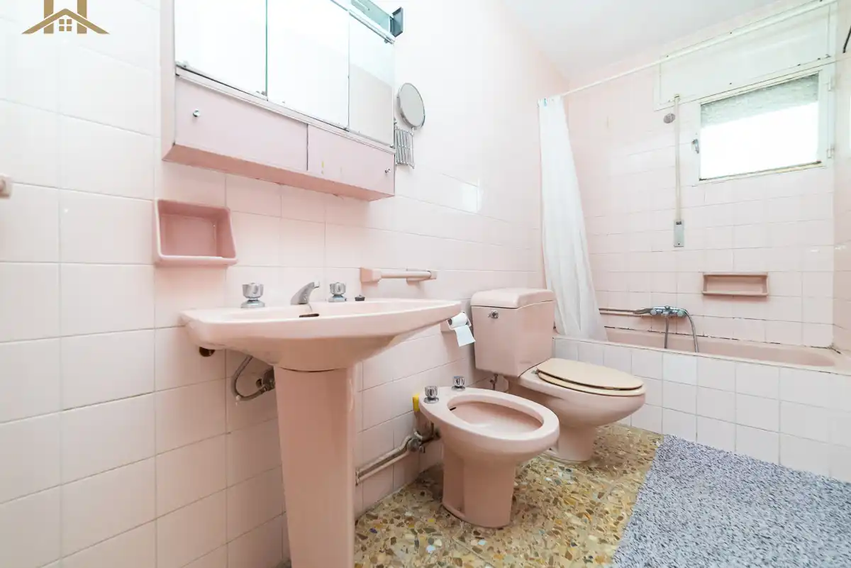 Bathroom of Houses for sale in Valdemorillo  with Heating, Private garden and Terrace