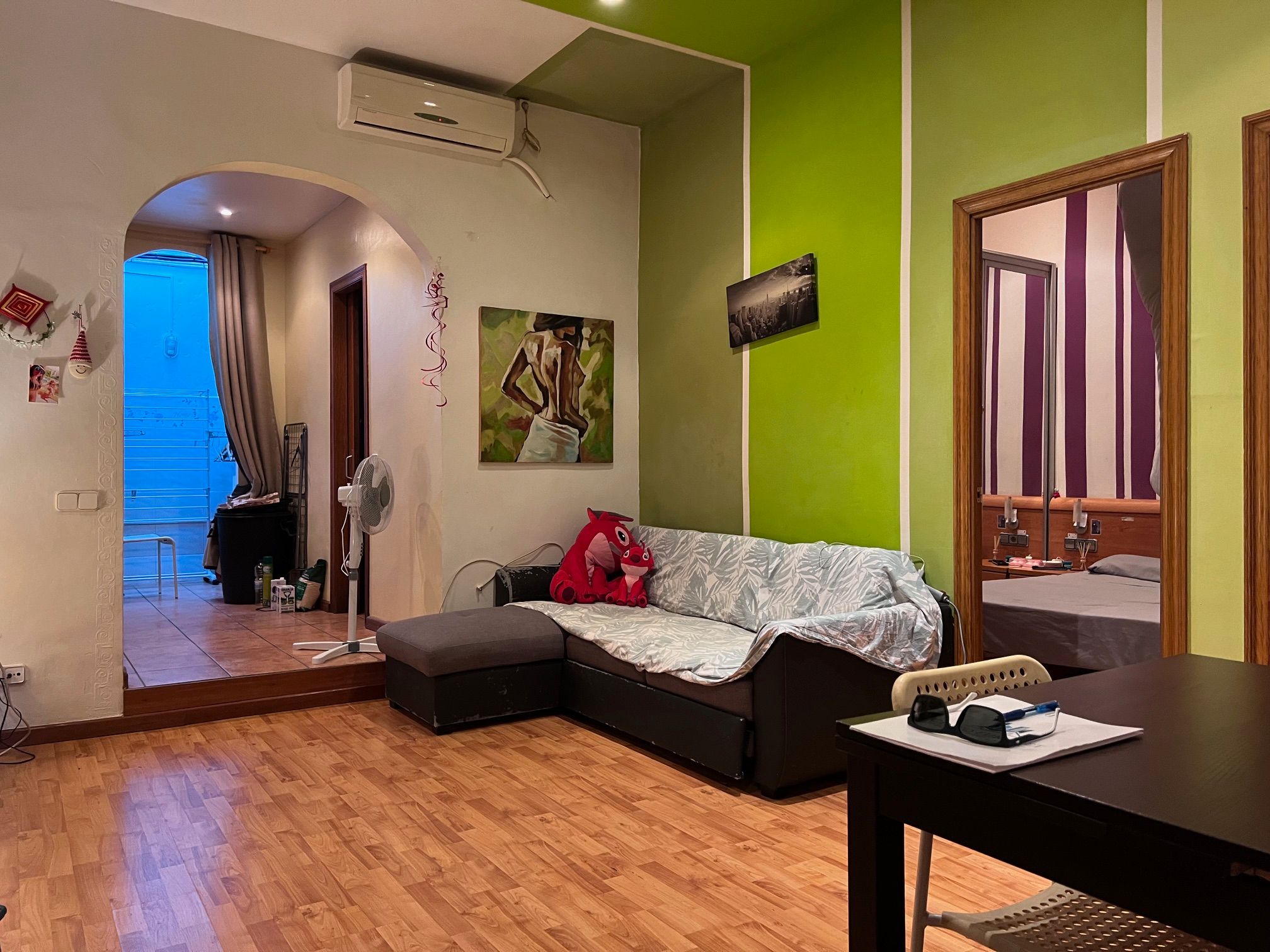 Living room of Flat for sale in Badalona  with Air Conditioner, Parquet flooring and Oven