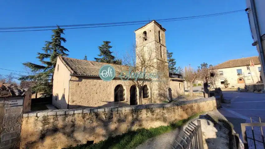 Vista exterior de Casa o chalet de alquiler en Navas de Riofrío con Calefacción y Balcón