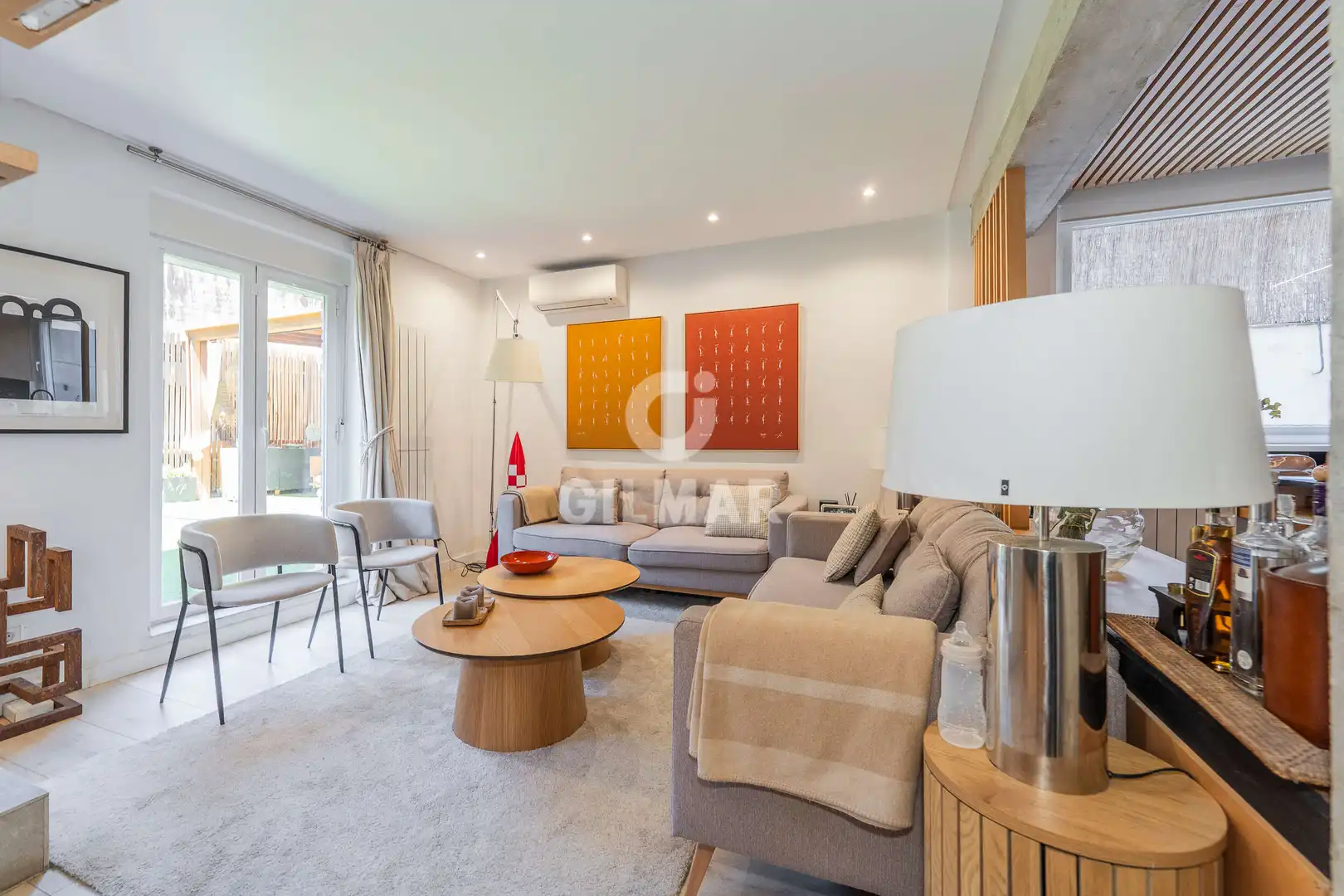 Living room of Flat for sale in Madrid  with Heating and Storage room