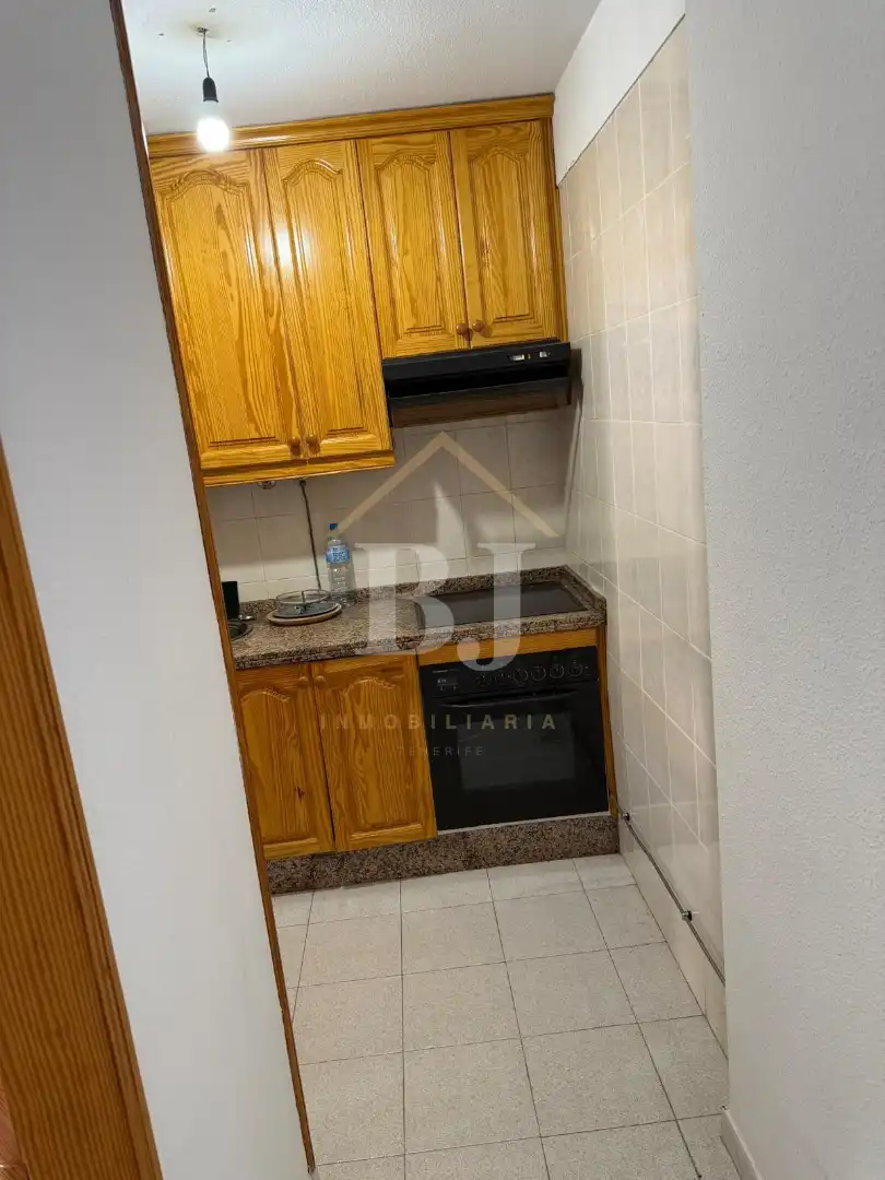 Cocina de Apartamento en venta en Arona con Terraza, Trastero y Amueblado