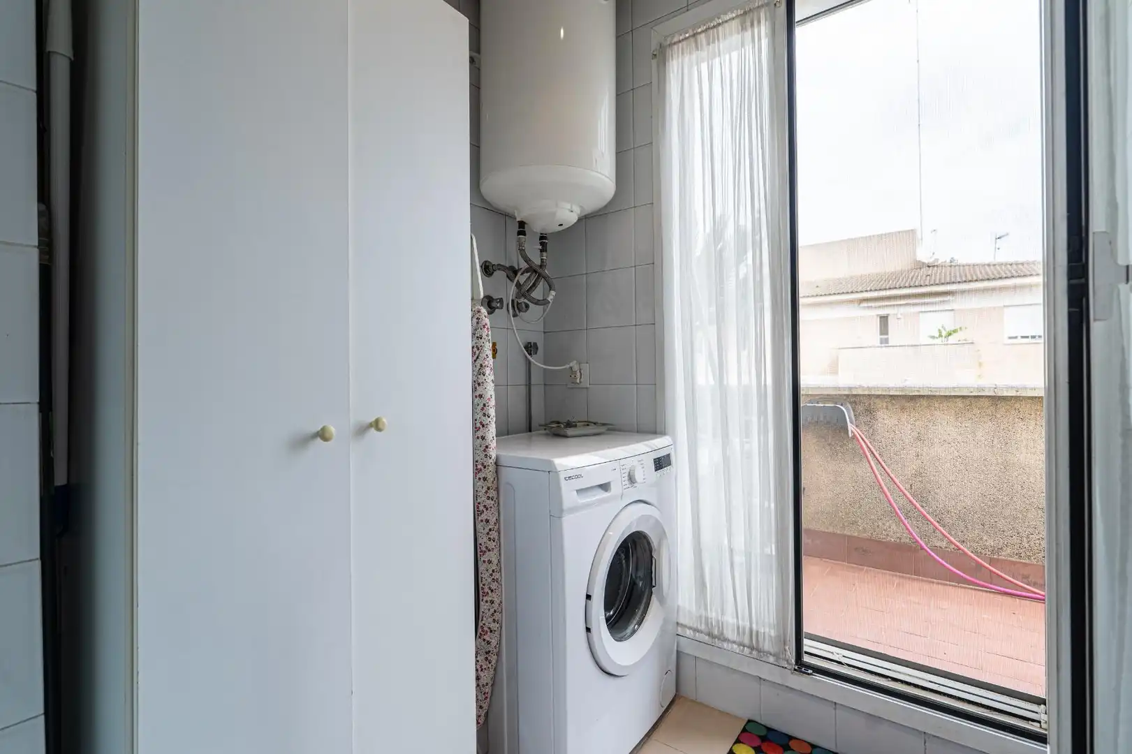 Terraza de Ático en venta en Tomares con Terraza y Piscina comunitaria