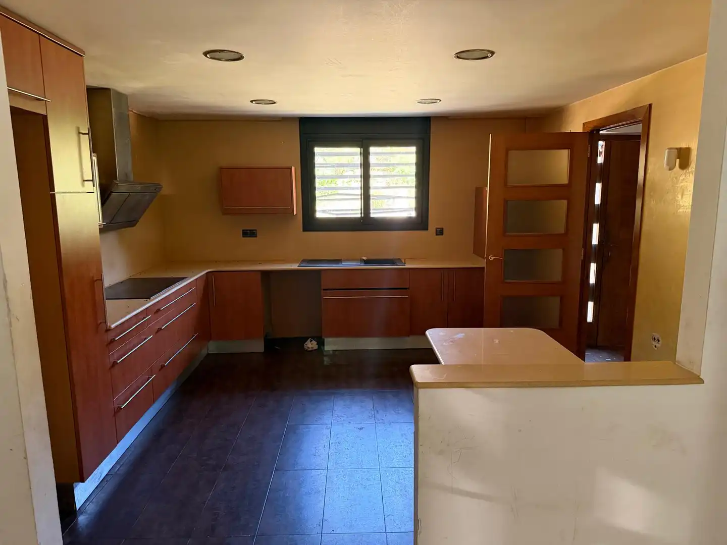 Cocina de Casa o chalet en venta en Vilanova del Vallès con Jardín privado