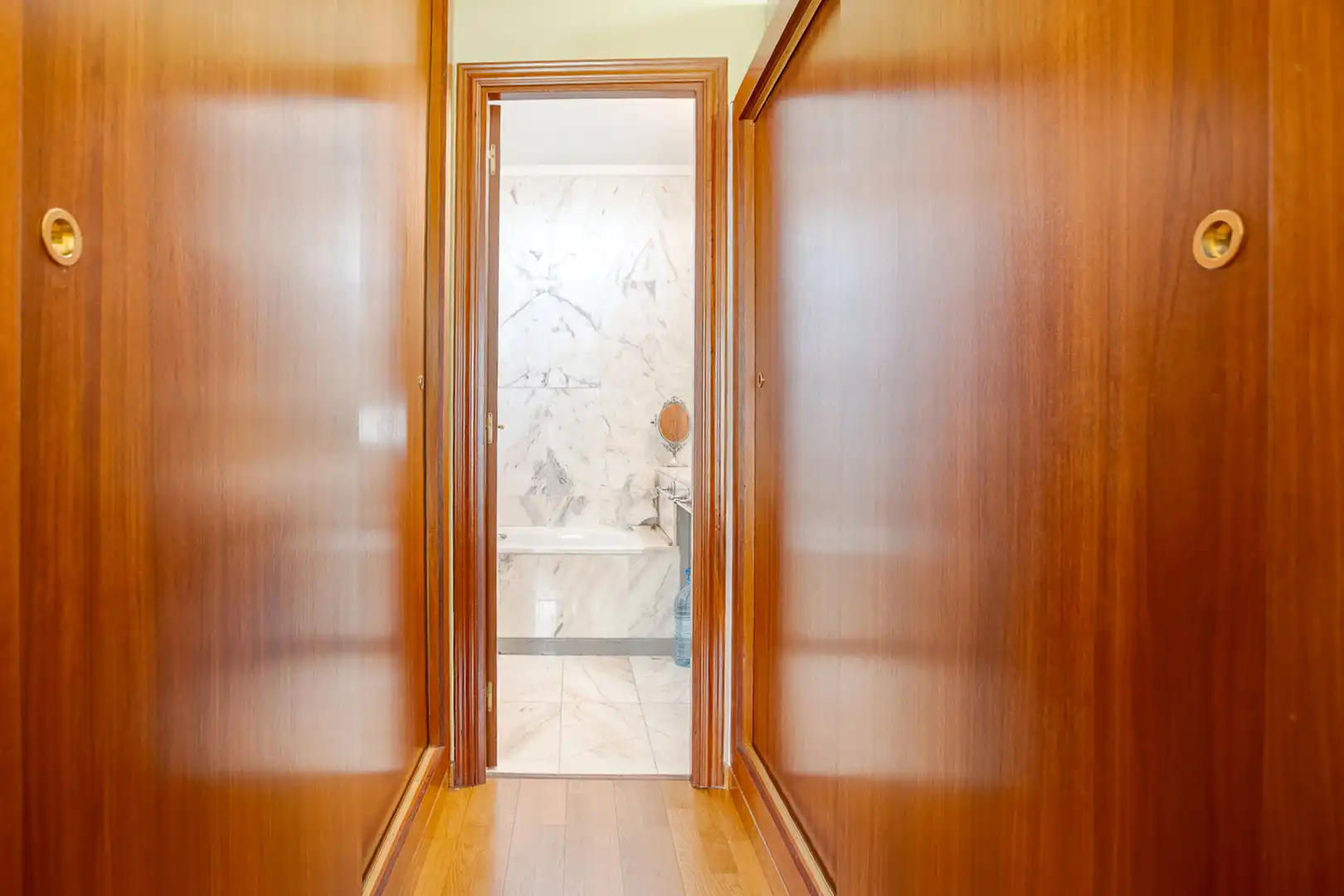 Badezimmer von Einfamilien-Reihenhaus zum Verkauf in Premià de Dalt mit Klimaanlage, Heizung und Privatgarten