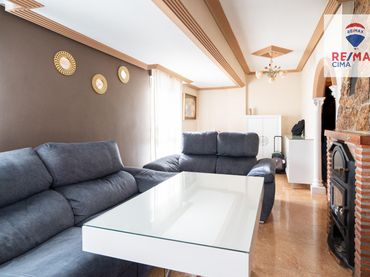 House for sale in IGLESIA 1