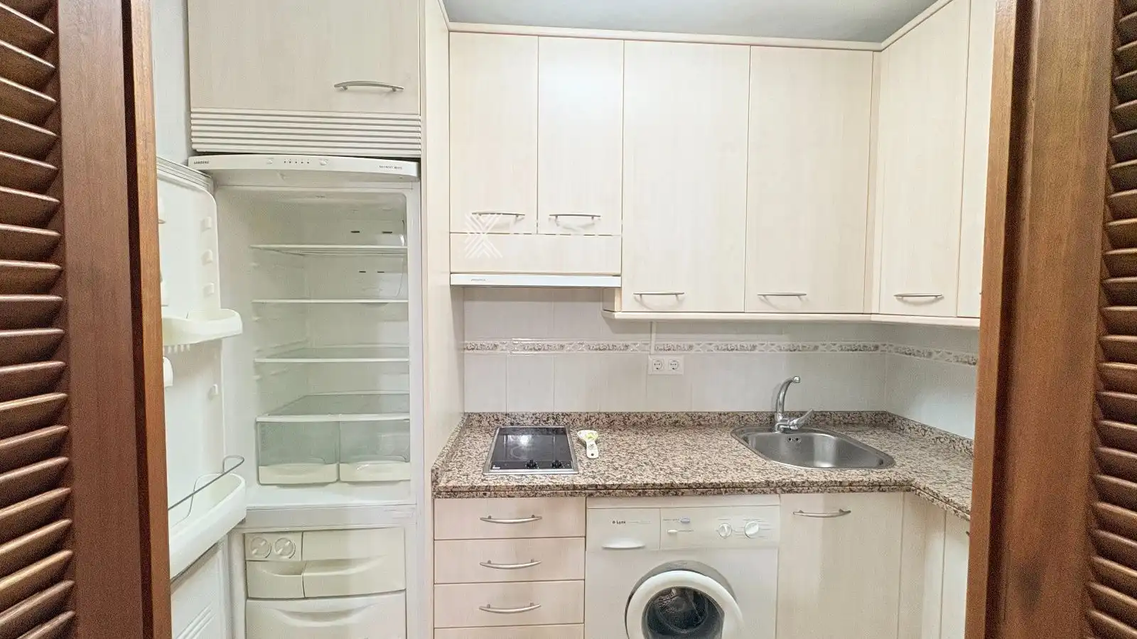 Cuina de Àtic de lloguer en Alicante / Alacant amb Aire condicionat, Calefacció i Terrassa
