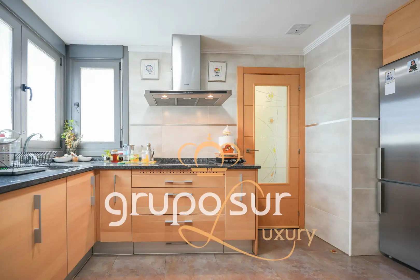 Cocina de Casa o chalet en venta en Aldeamayor de San Martín con Calefacción, Jardín privado y Terraza