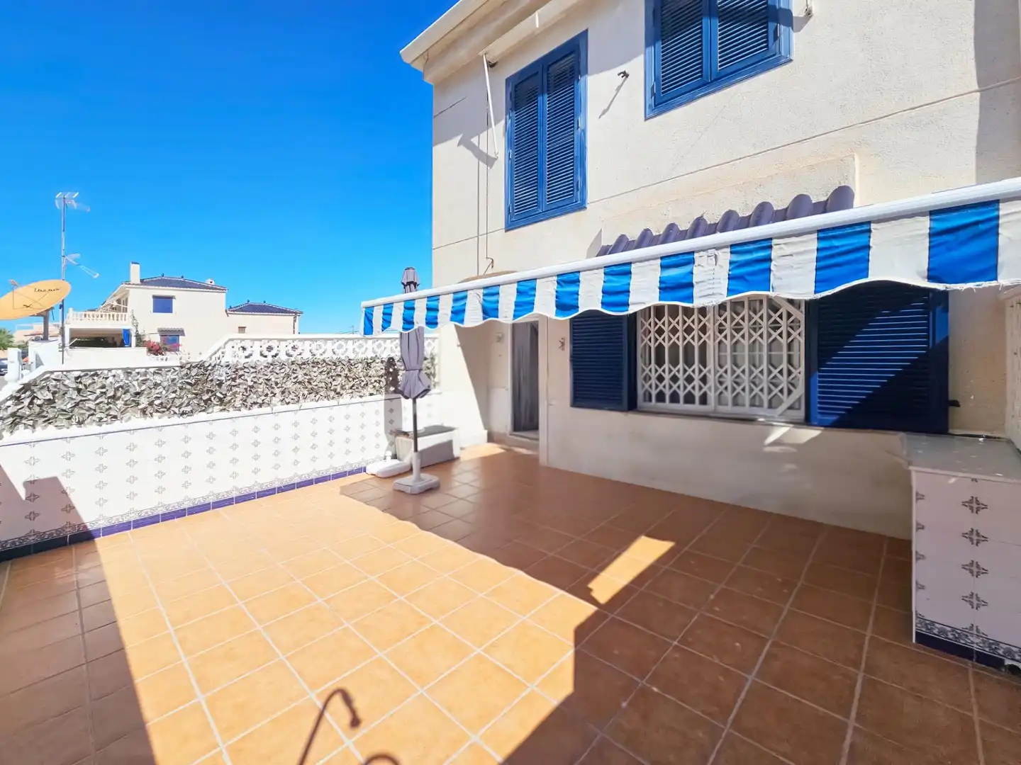 Bungalow con piscina in vendita a Gran Alacant, imagen 2
