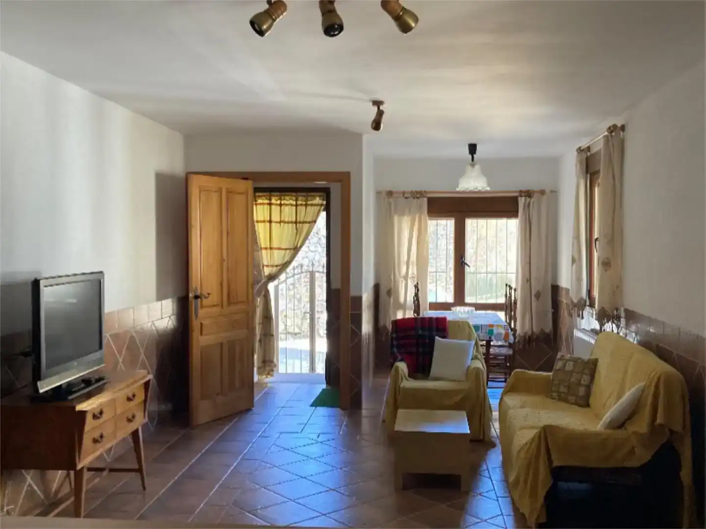 Sala d'estar de Casa adosada en venda en Lagunilla, Salamanca