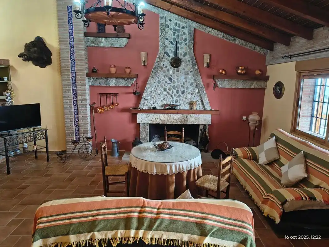 Casa rústica con terraza en venta en Diseminado Poligono 166, imagen 32